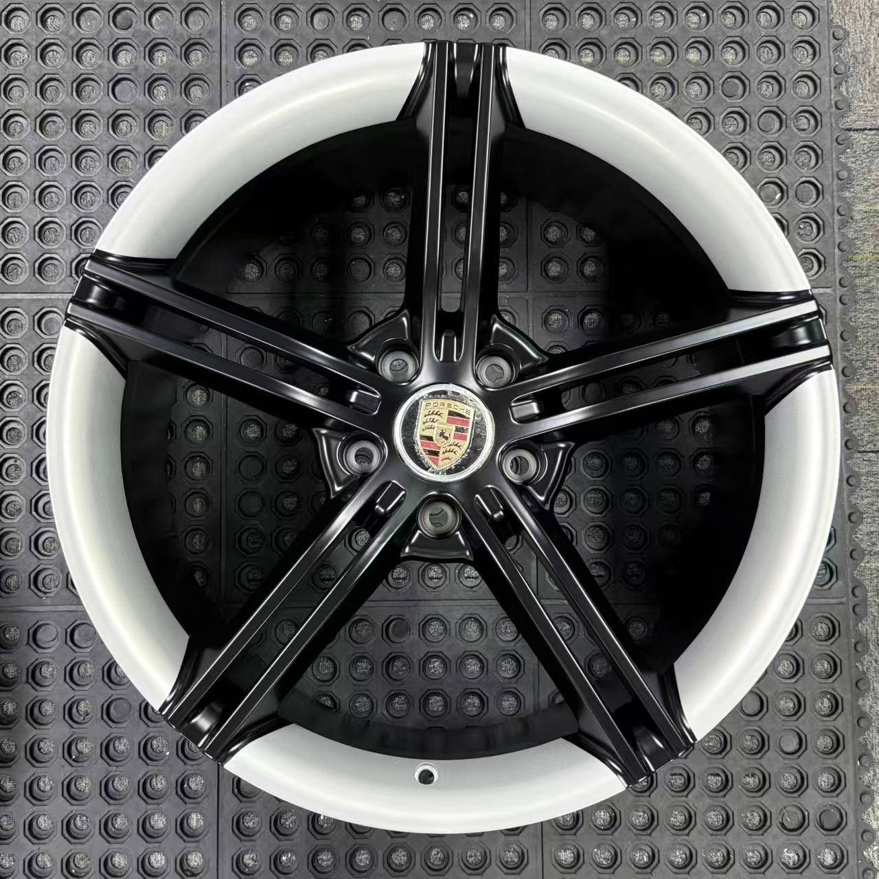 Porsche Taycan Original Style