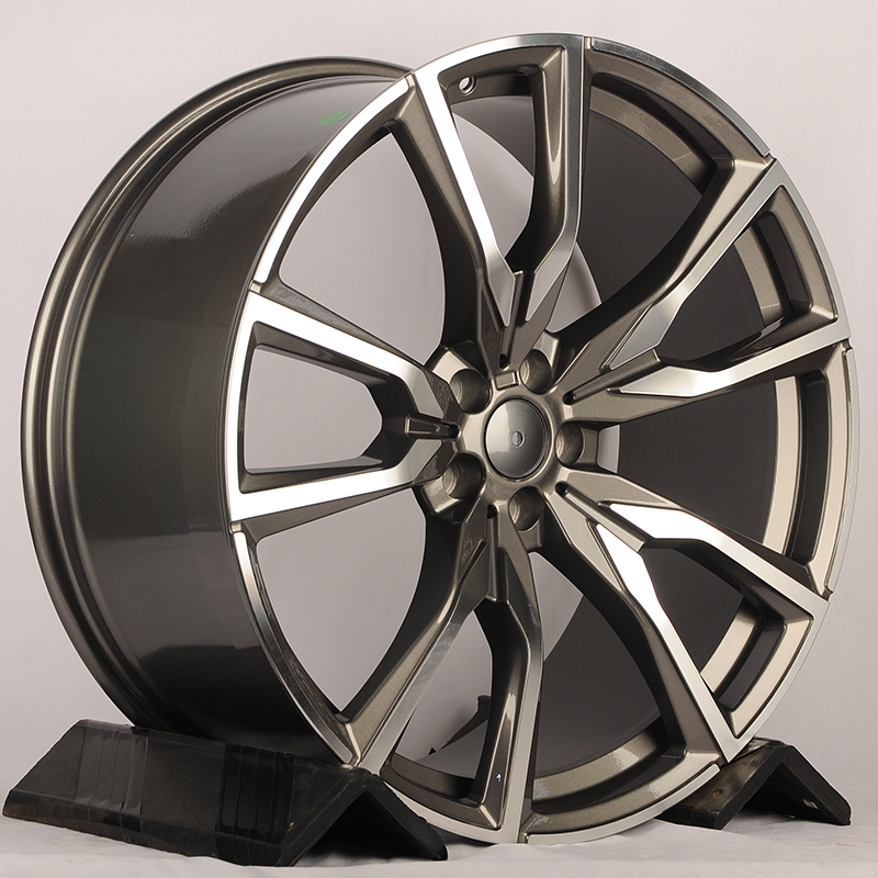 Литой диск Extreme Wheels BML1006 R22 10J 5x112 ET35 Литой диск Extreme Wheels BML1006 R22 10J 5x112 ET35 DIA 66.6 GMF