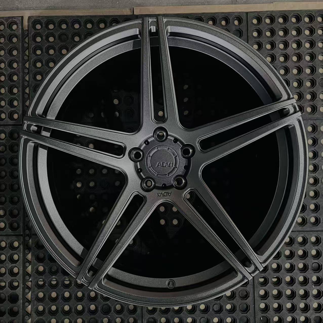ADV.1 05 M.V1