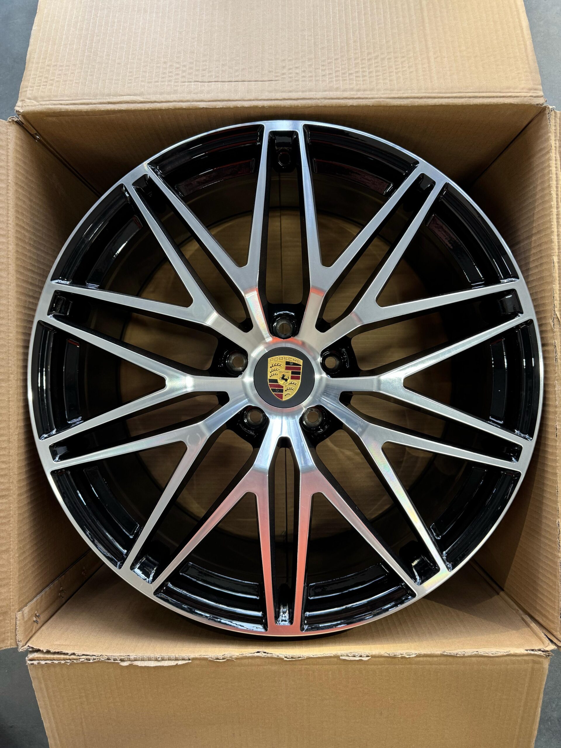 Кованый диск Forged PS100 R21 11J 5x130 ET58 Кованый диск Forged PS100 R21 11J 5x130 ET58 DIA 71