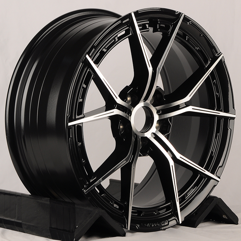 Литой диск KoKo Kuture FF579 R18 8J 5x112 ET38 Литой диск KoKo Kuture FF579 R18 8J 5x112 ET38 DIA 66.45 Gloss Black+Maching Face