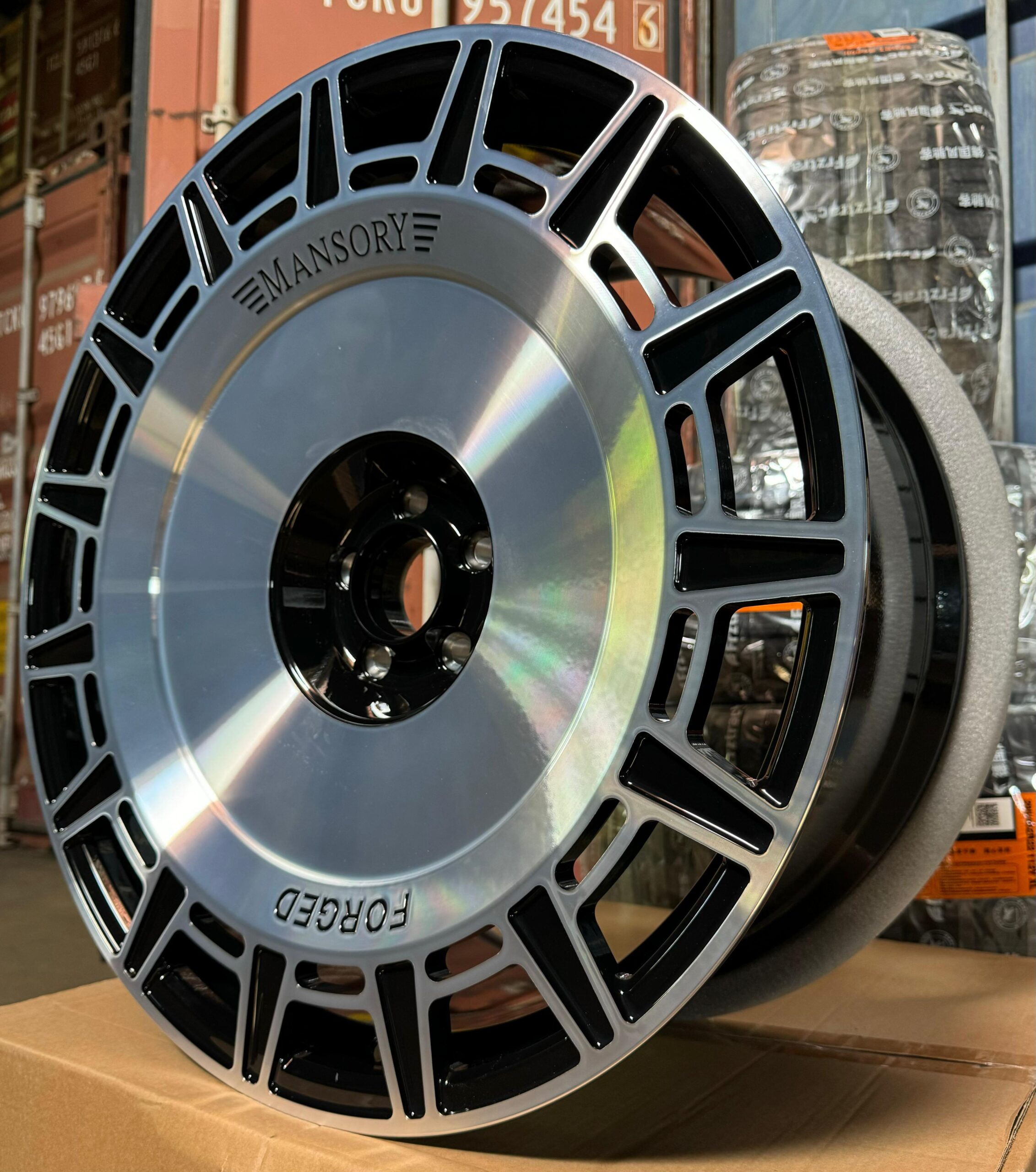 Кованый диск Forged MZB33-1 R24 10 Кованый диск Forged MZB33-1 R24 10