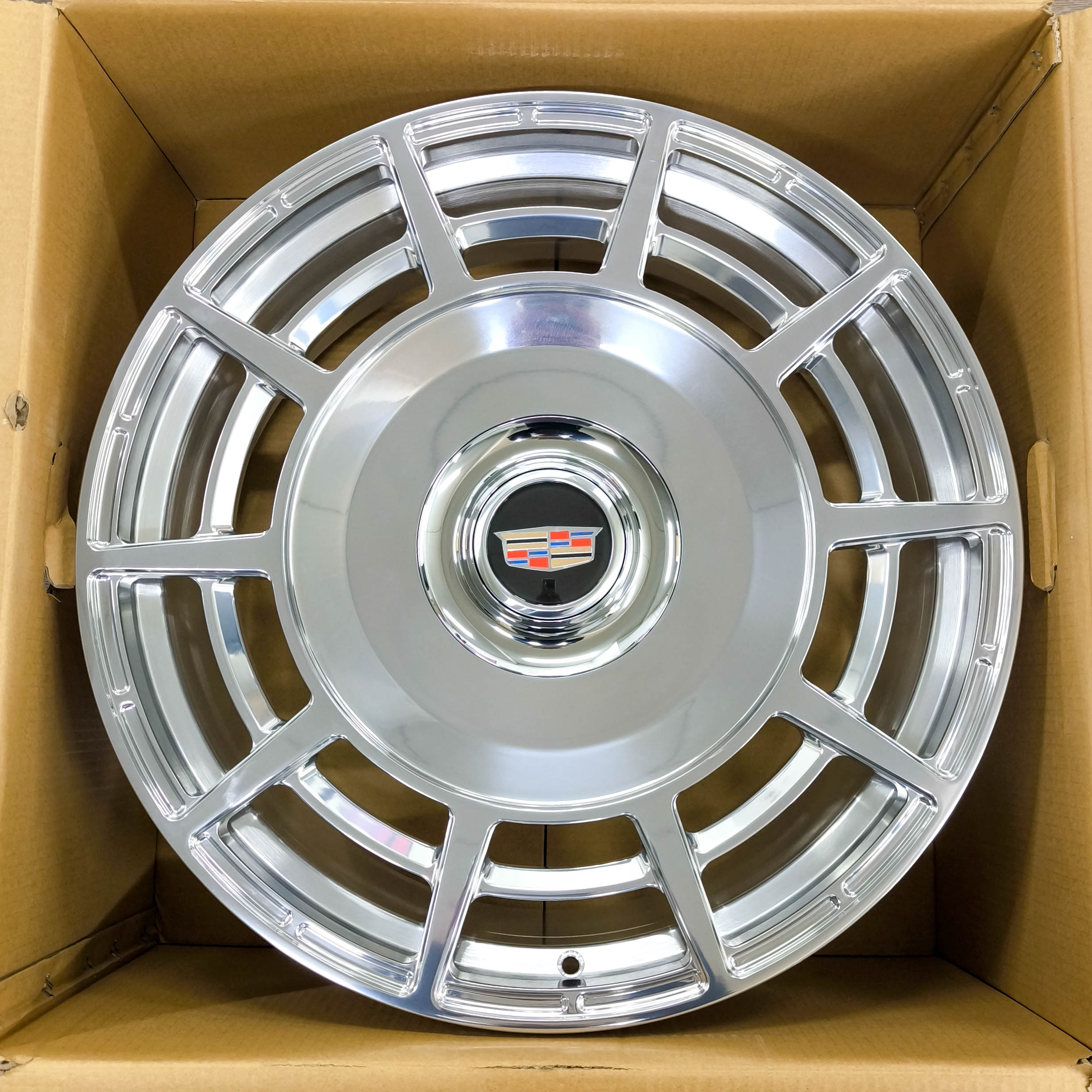 Кованый диск Forged FW895-4M2 R23 10J 6x139 Кованый диск Forged FW895-4M2 R23 10J 6x139