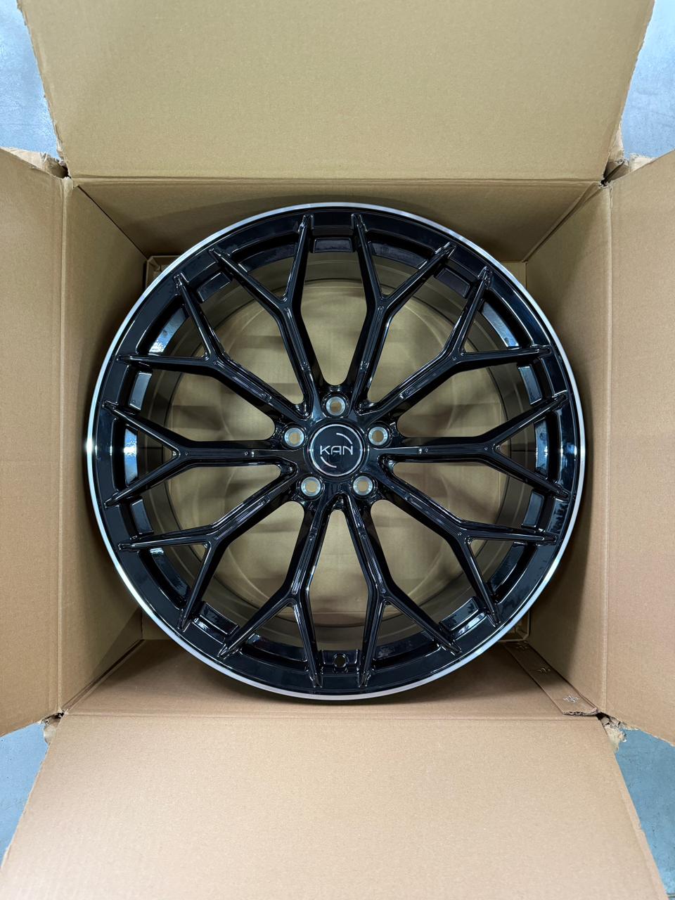 Кованый диск SST FORGED 2086 R19 8J 5x108 ET40 Кованый диск SST FORGED 2086 R19 8J 5x108 ET40 DIA 65