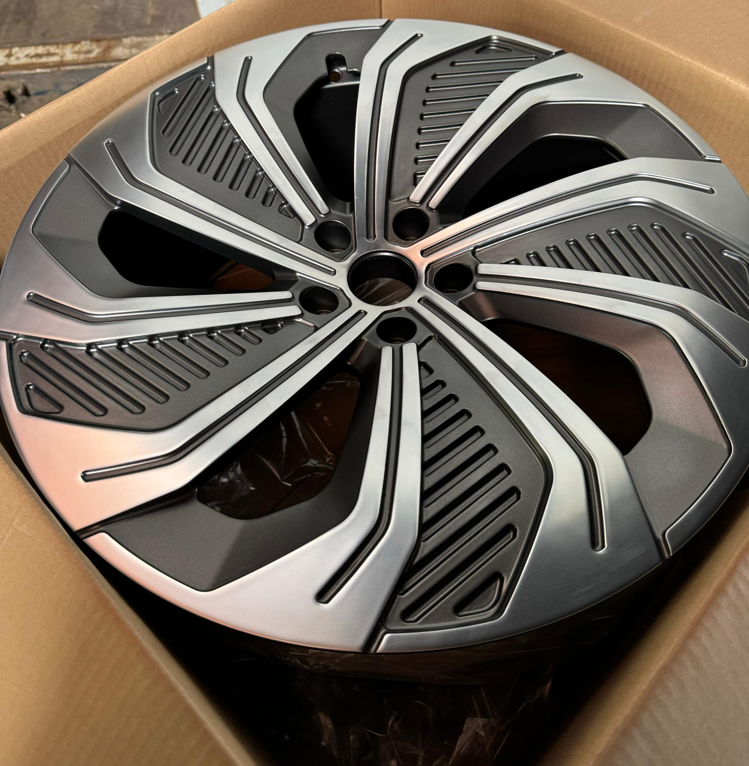 Кованый диск Forged MZB21 R22 9 Кованый диск Forged MZB21 R22 9