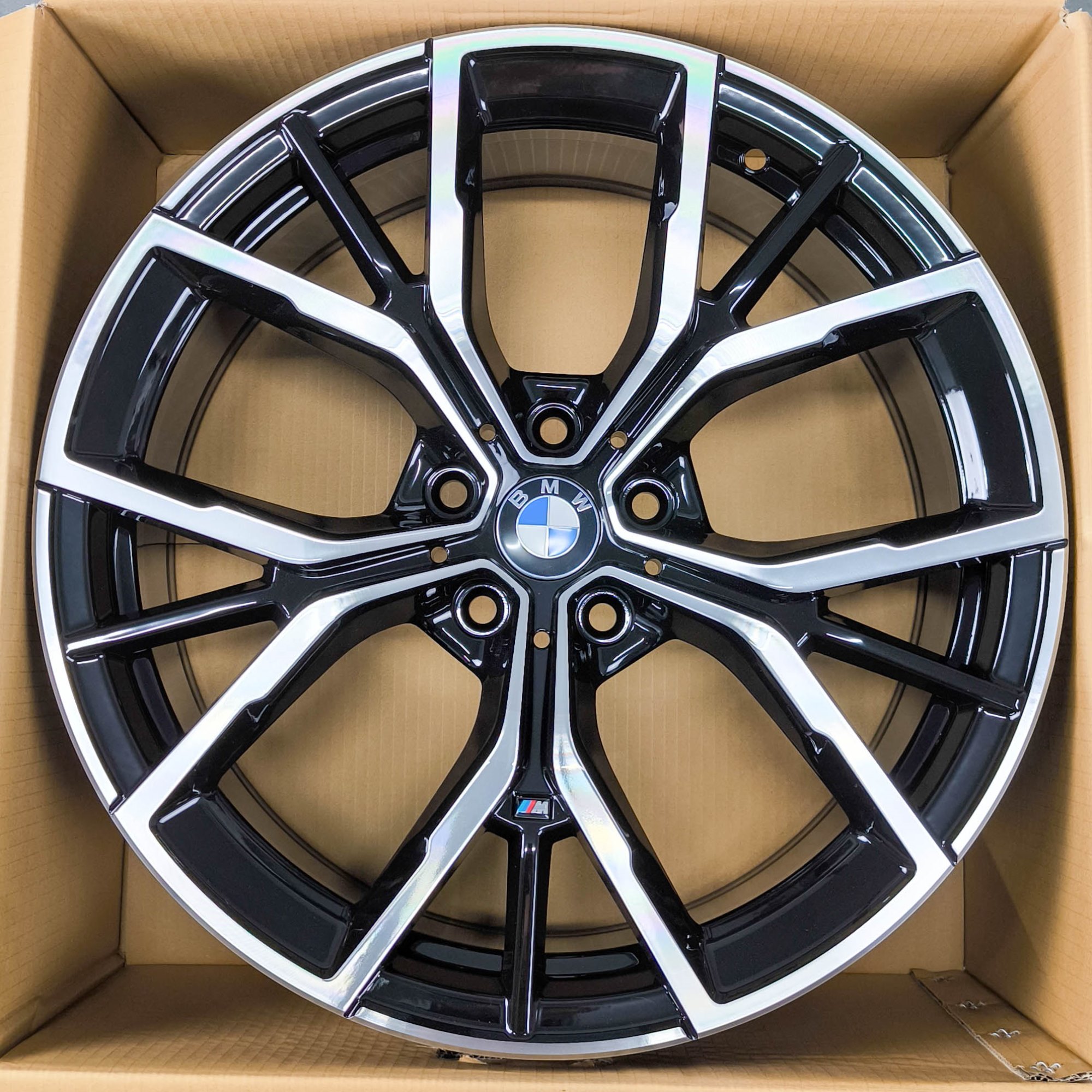 Литой диск FF F1171 R19 8J 5x120 Литой диск FF F1171 R19 8J 5x120