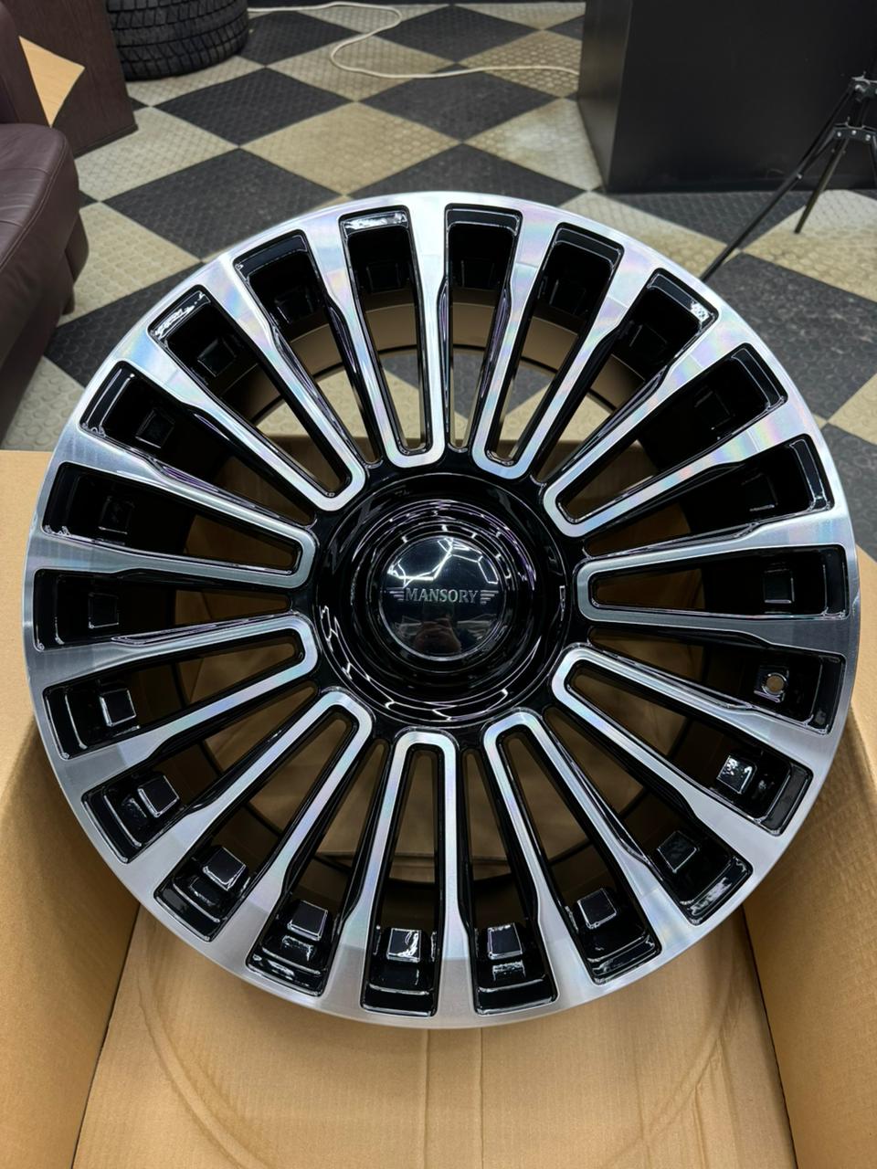 Кованый диск KAN KF017 R20 9J 5x120 Кованый диск KAN KF017 R20 9J 5x120