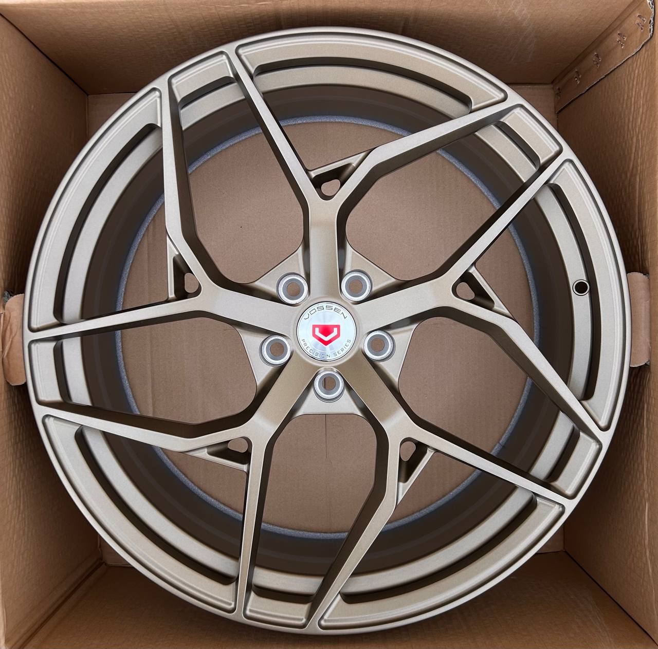 Кованый диск Forged MZB17-2 R21 9 Кованый диск Forged MZB17-2 R21 9