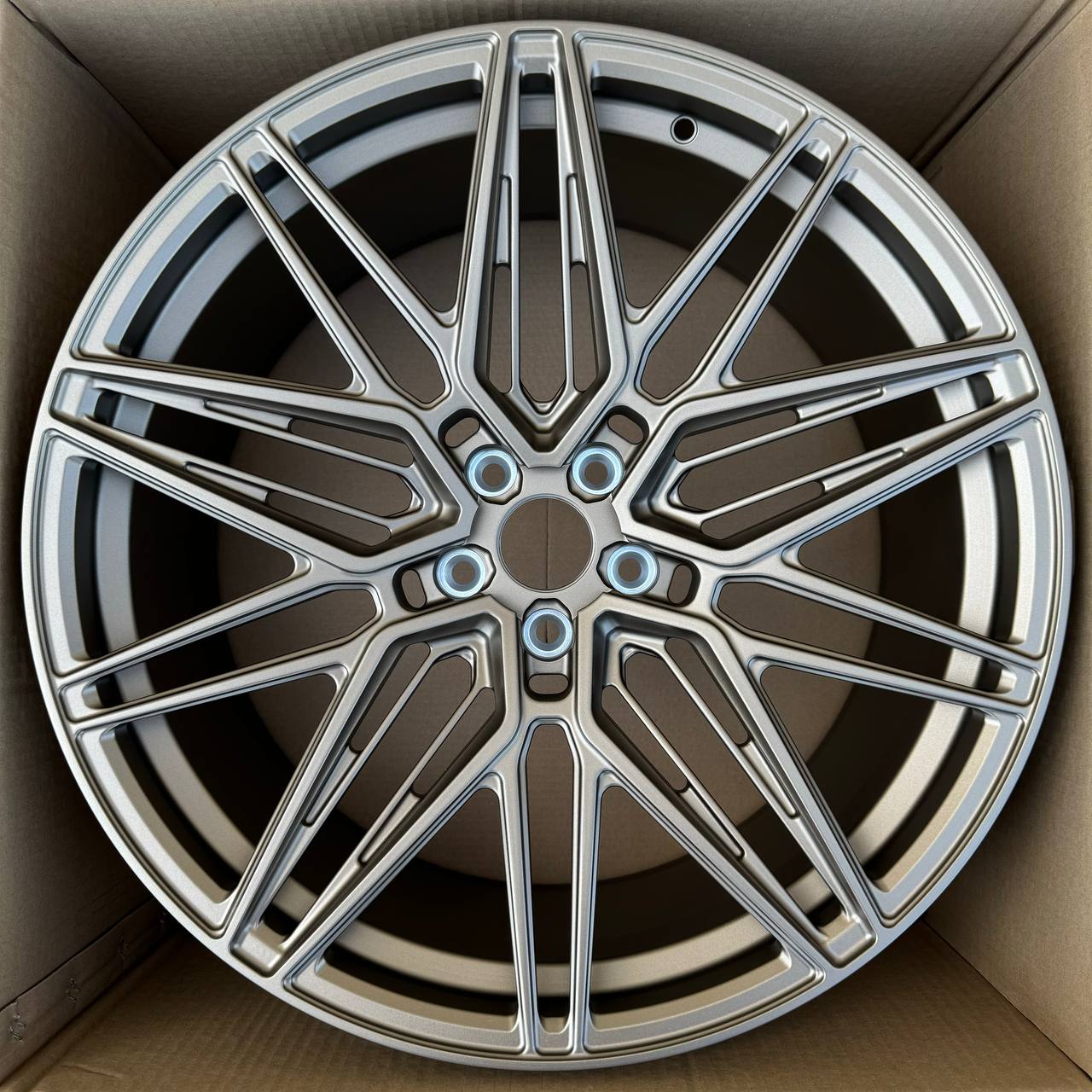 Кованый диск Forged D213/MZB-07-5 R19 8 Кованый диск Forged D213/MZB-07-5 R19 8