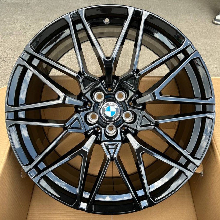 Кованый диск Forged BM340 R22 11 Кованый диск Forged BM340 R22 11
