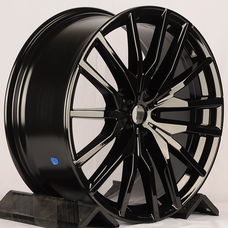 Литой диск Jetwheel L2597 R22 10.5J 5x112 ET43 Литой диск Jetwheel L2597 R22 10.5J 5x112 ET43 DIA 66.6 Gloss Black