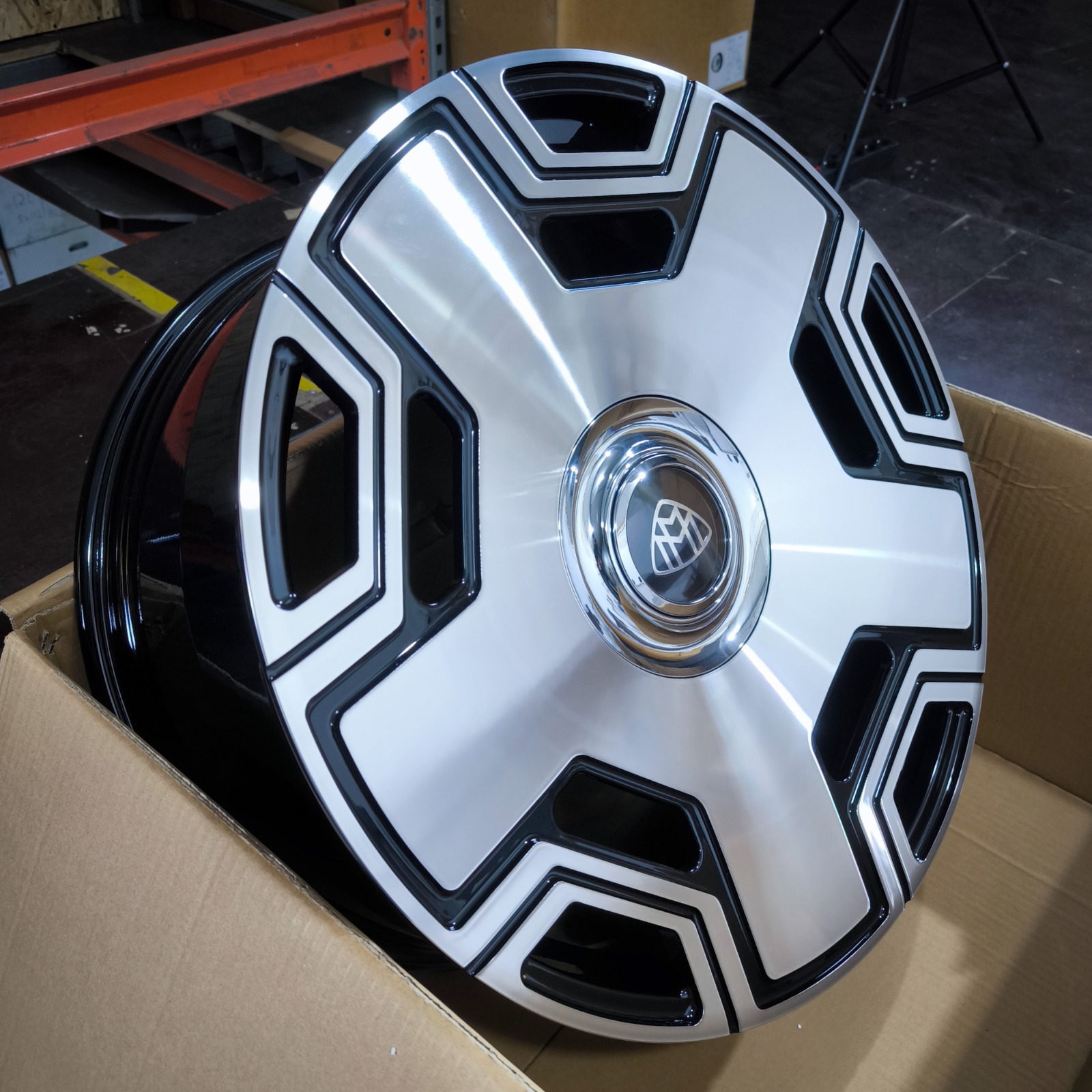 Кованый диск Forged S442 R20 8 Кованый диск Forged S442 R20 8