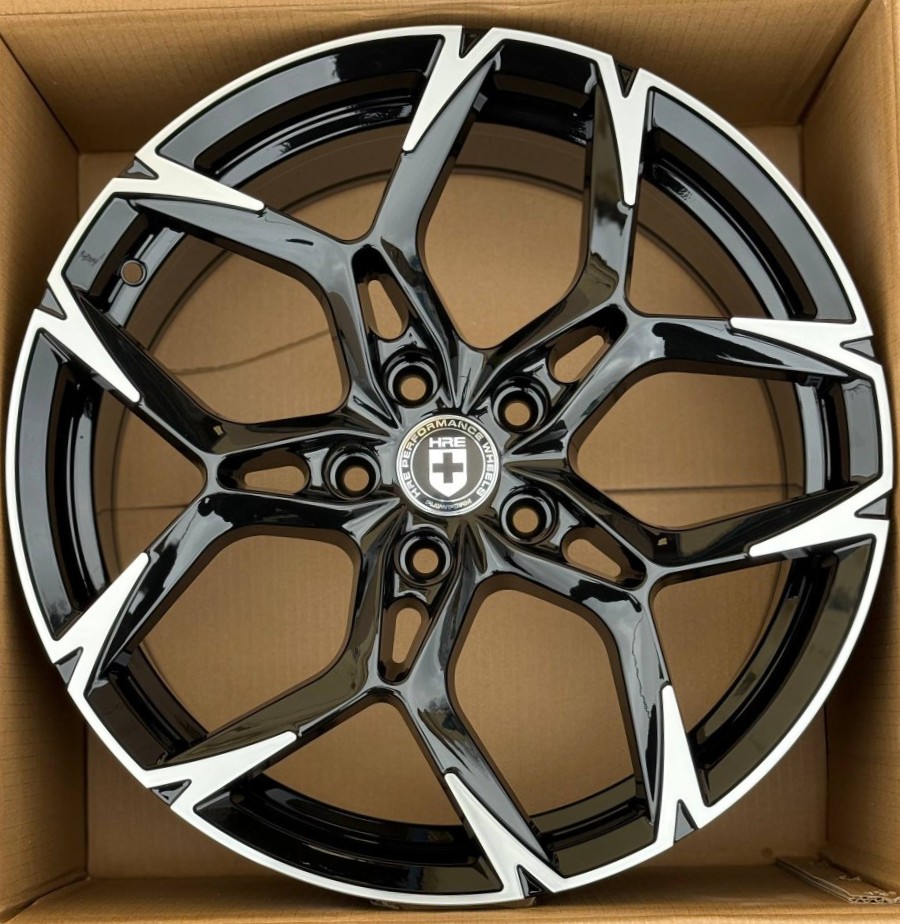 Литой диск BK 3S1294 R18 8J 5x110 Литой диск BK 3S1294 R18 8J 5x110