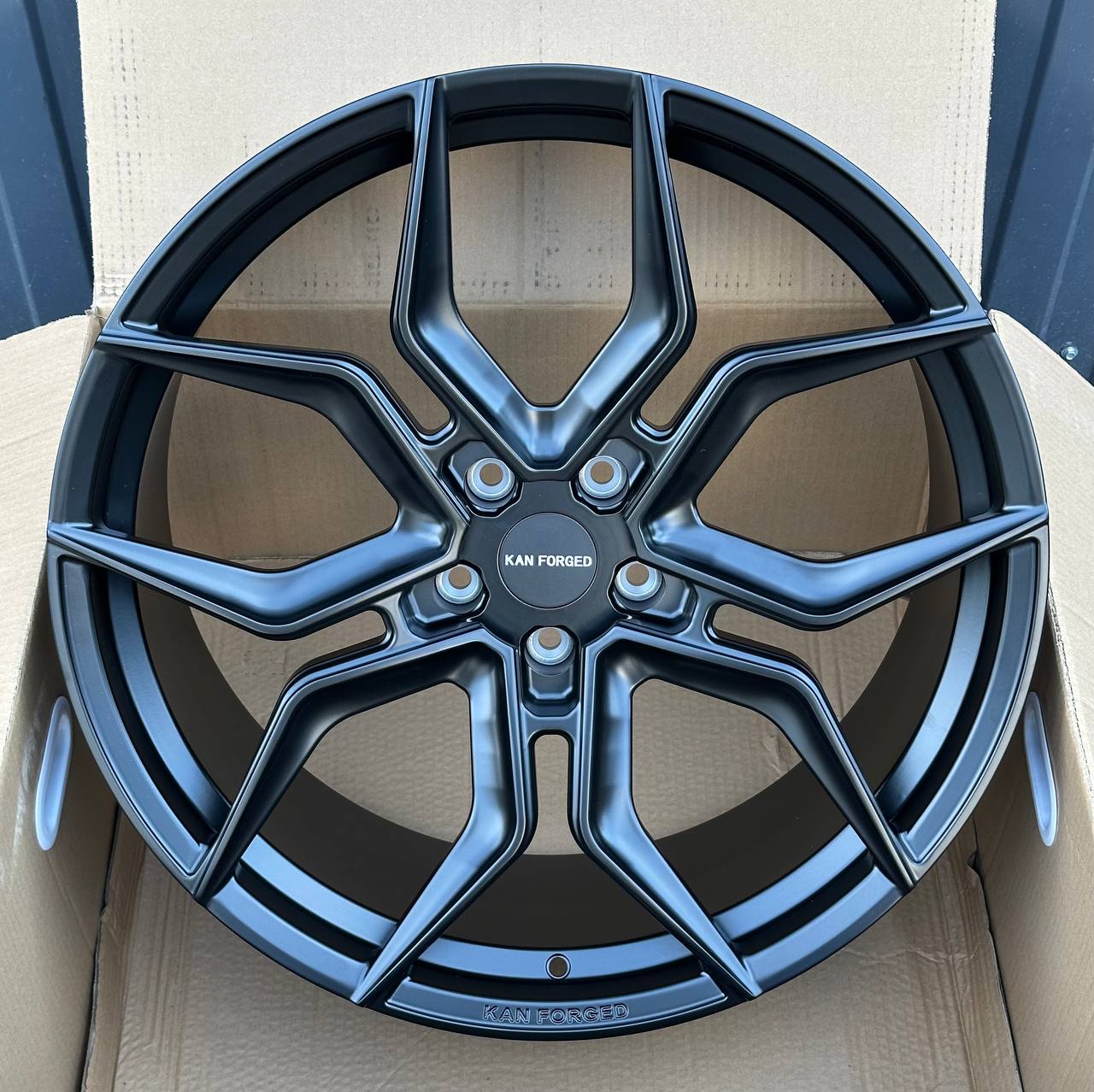 Кованый диск Forged MZB501 R22 12J 5x112 ET45 Кованый диск Forged MZB501 R22 12J 5x112 ET45 DIA 66