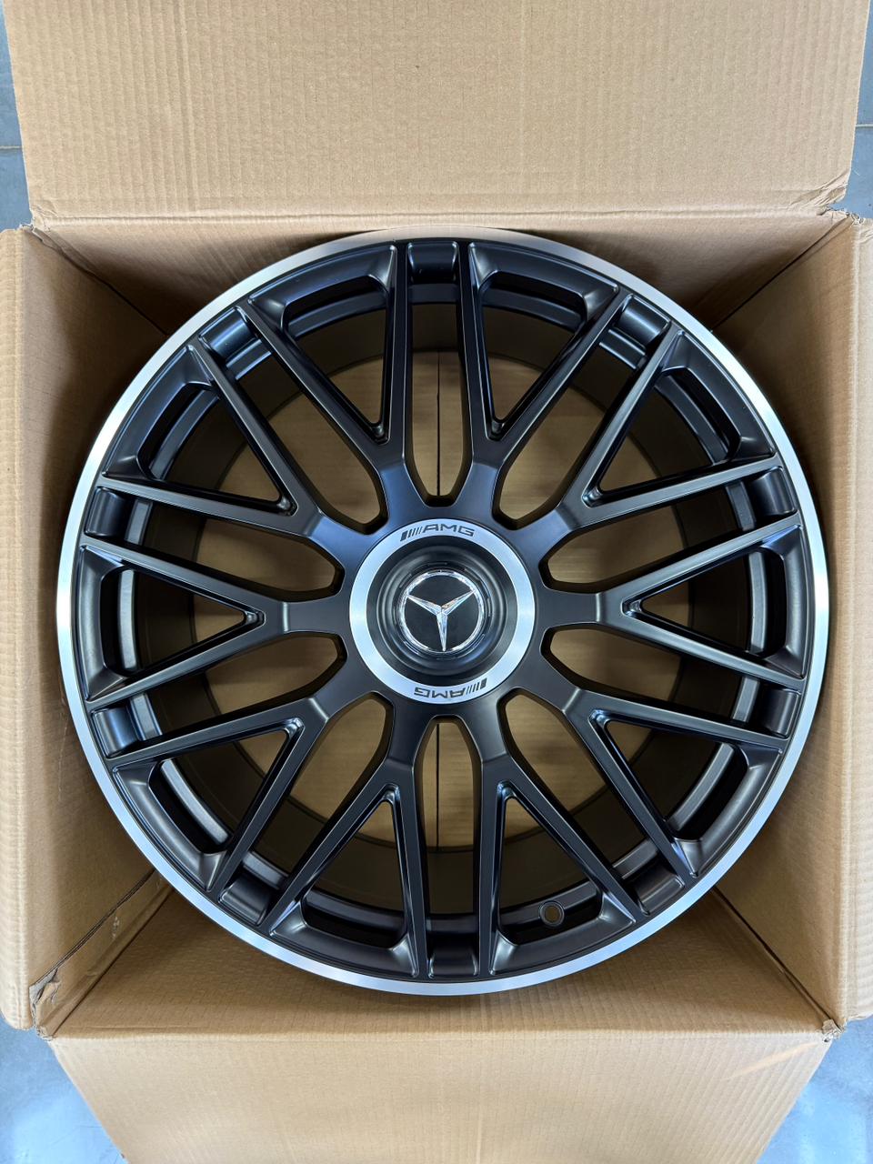 Кованый диск Forged D251 R20 9J 5x112 ET36 Кованый диск Forged D251 R20 9J 5x112 ET36 DIA 66