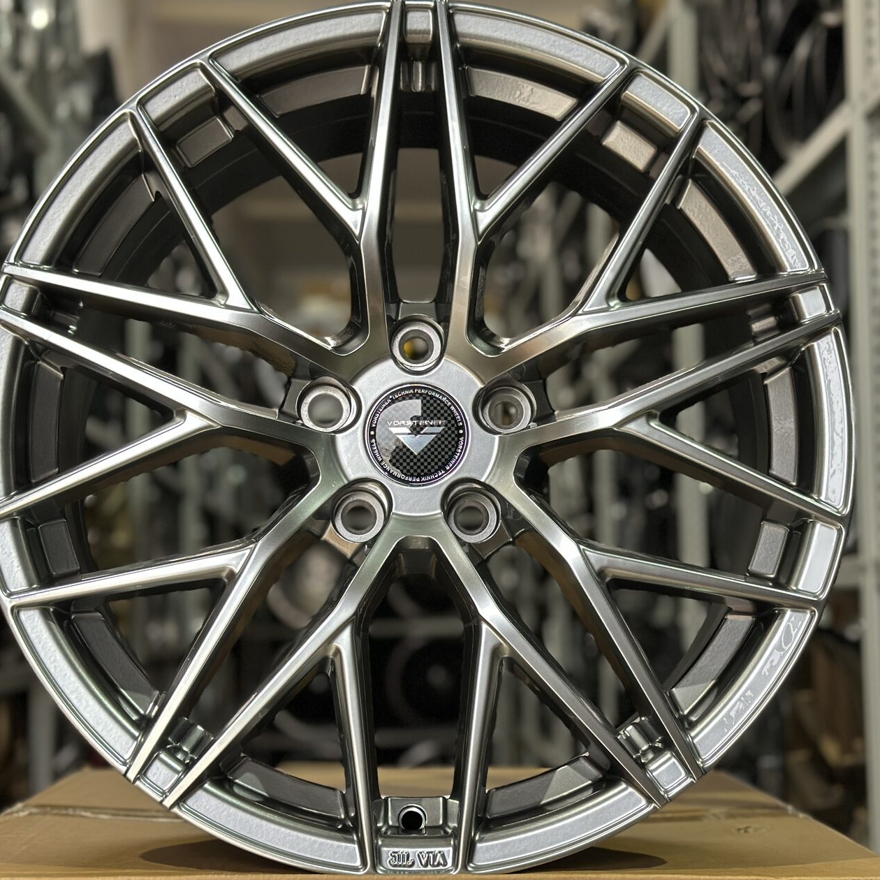 ipw44-showroom-610087-6b883da9d2a0e053