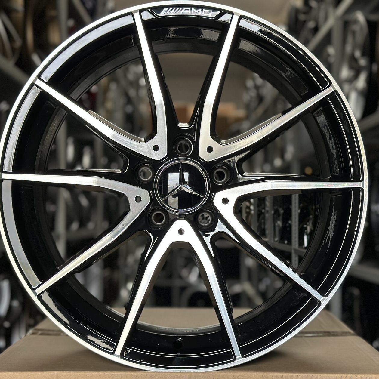 ipw44-showroom-610148-6b6a8517c75fe669