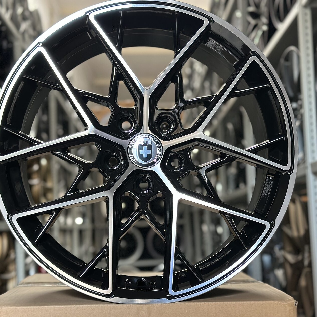 ipw44-showroom-610929-c287a8dd2c41902e