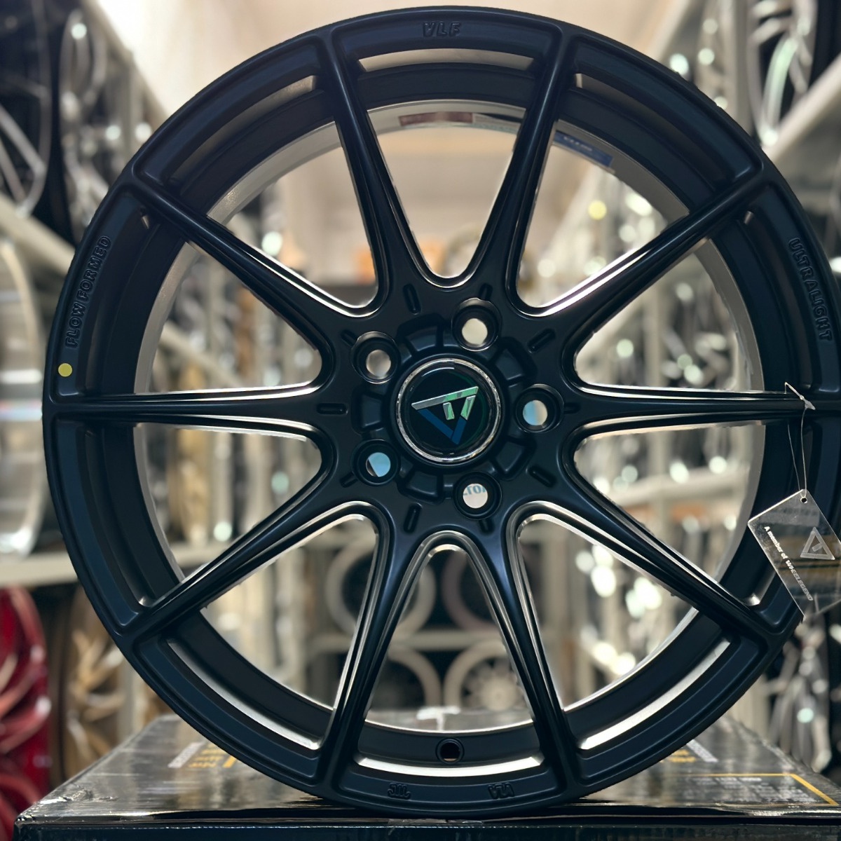 ipw44-showroom-611055-fe40ae7d5c16bc35