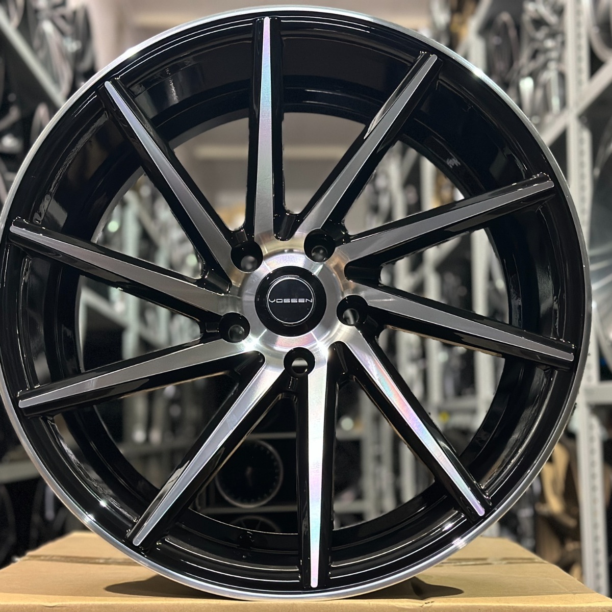 ipw44-showroom-611320-55a91af12f2fc100