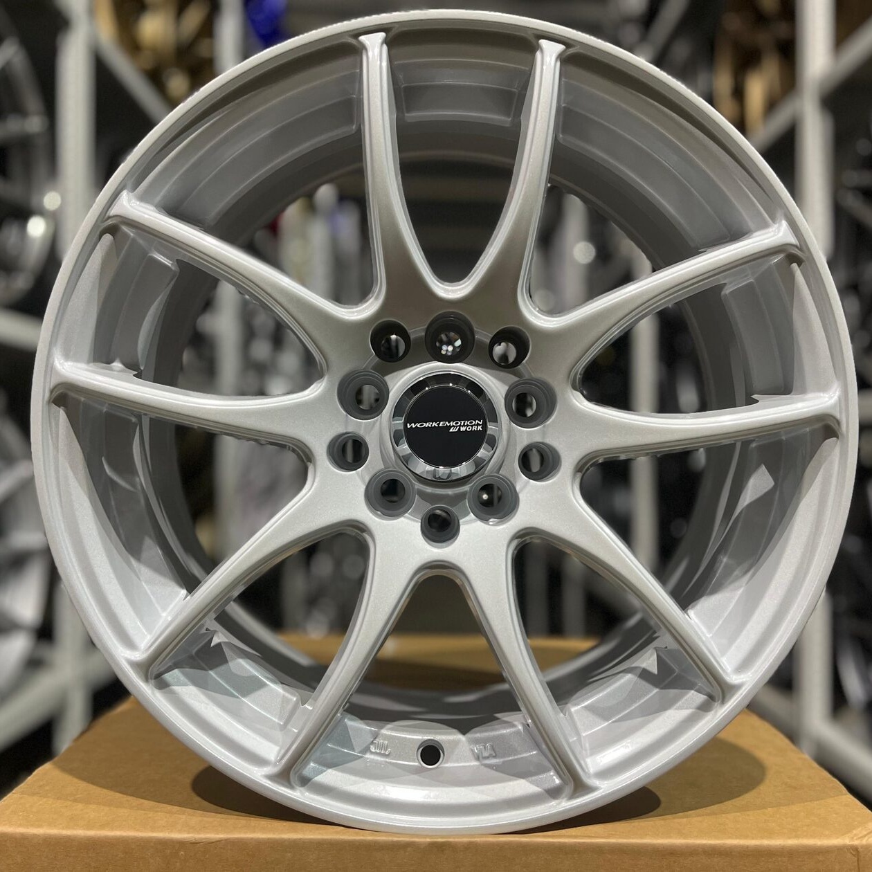 ipw44-showroom-611516-cdb28bfdddc8d315
