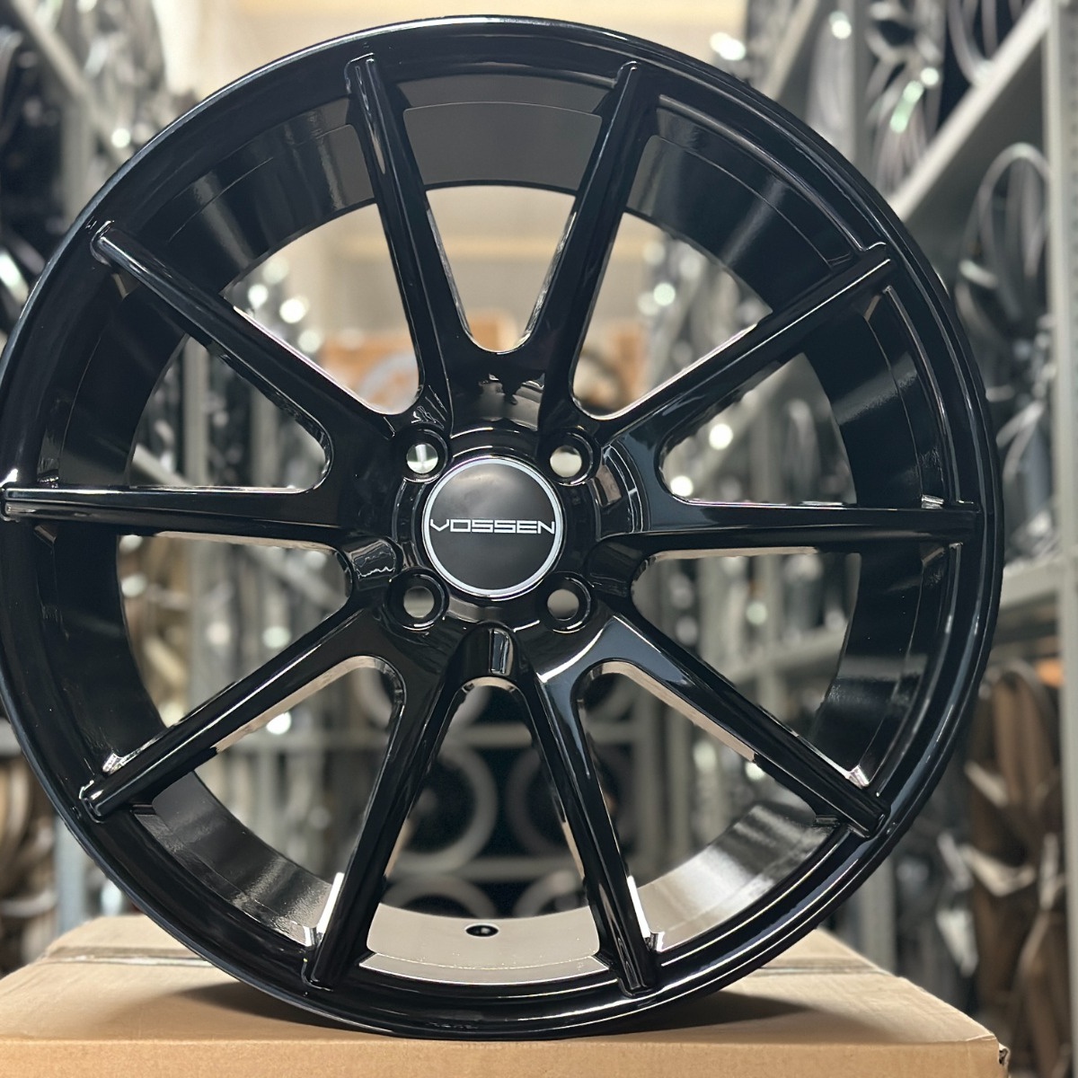 ipw44-showroom-611788-5b857b1a64c4eb58